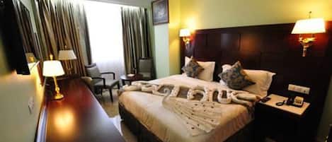 Minibar, desk, blackout drapes, cribs/infant beds