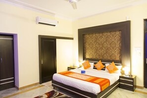 Standard Double or Twin Room, 1 Double Bed, Private Bathroom | Free WiFi