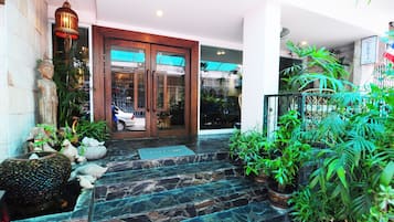 Entrada de la propiedad