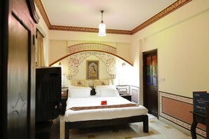 Room - OYO Rooms Heritage Hawa Sadak (Jaipur)