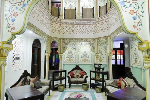 OYO Rooms Heritage Hawa Sadak