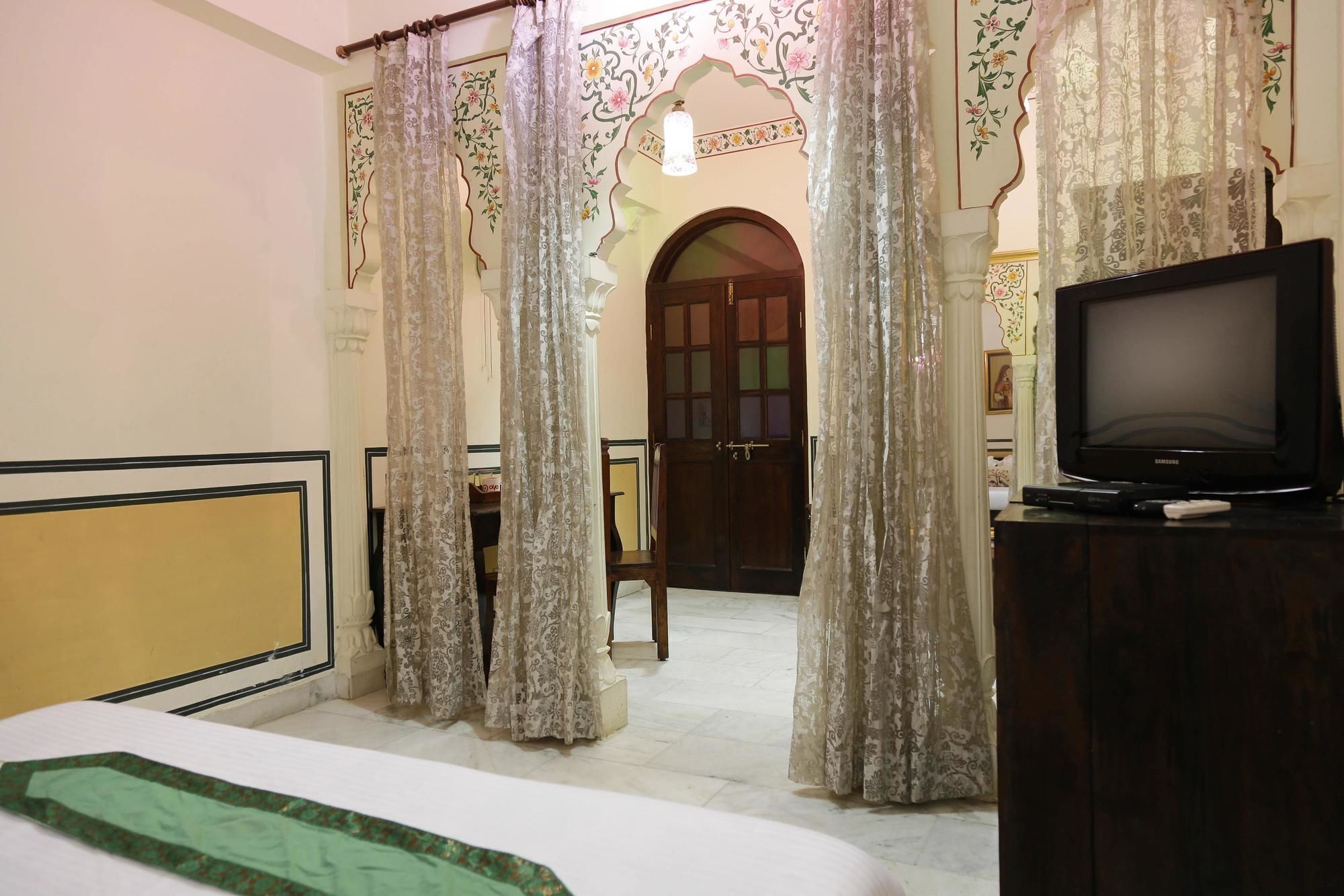 Escrivaninha, Wi-Fi de cortesia