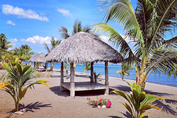 Private beach, white sand, free beach cabanas, sun-loungers