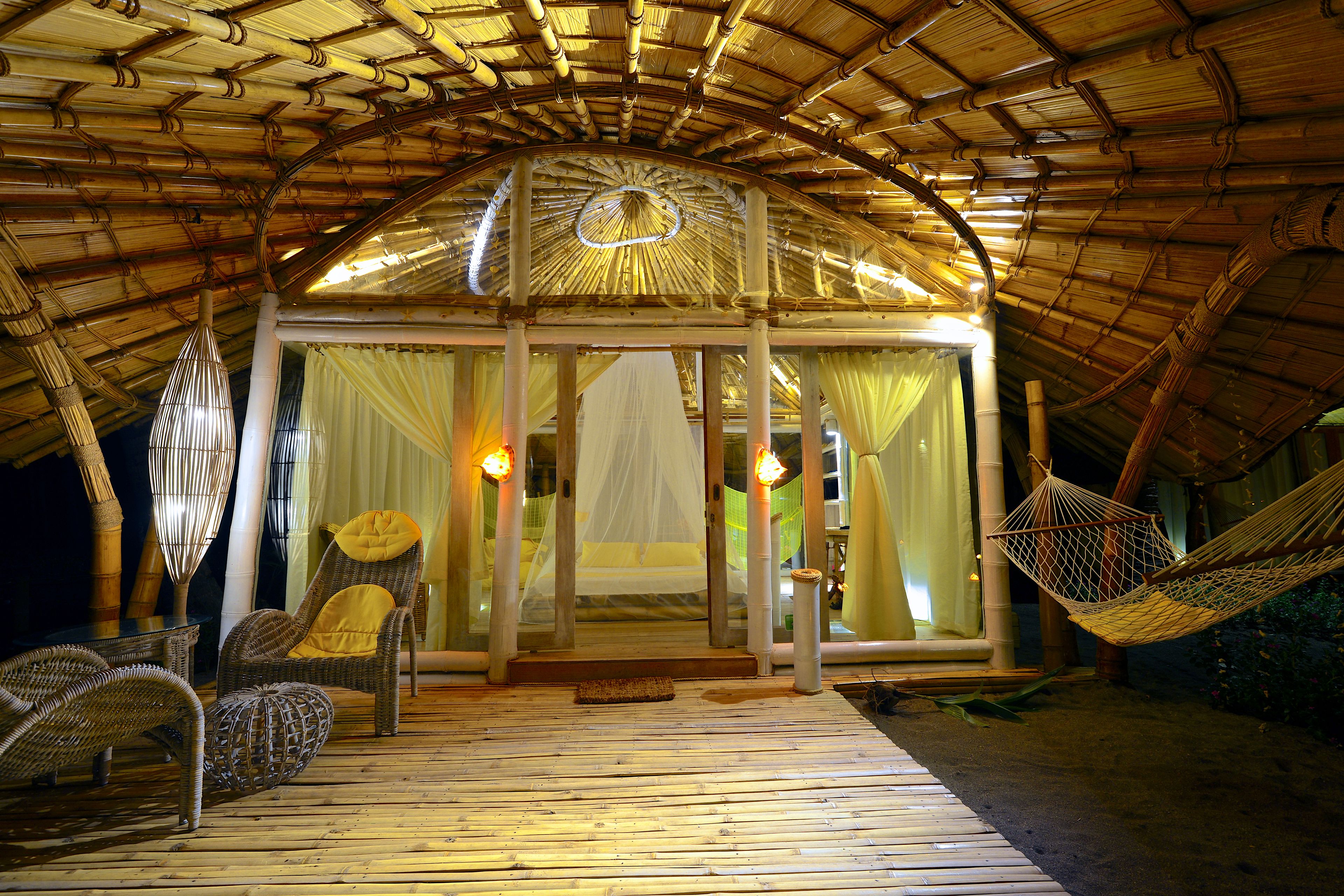 panoramic bungalow, oceanfront | 1 bedroom, frette italian sheets, premium bedding, pillow-top beds