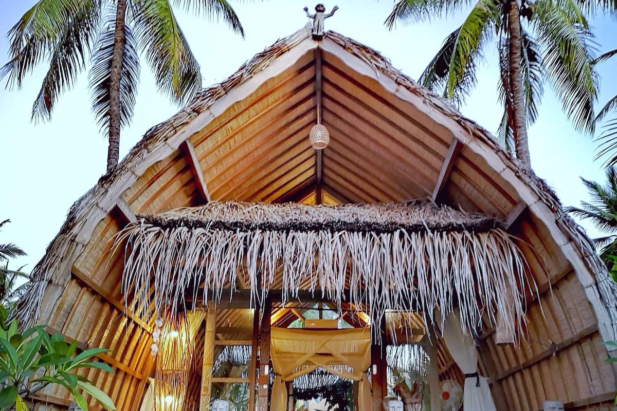 traditional cottage, oceanfront | terrace/patio