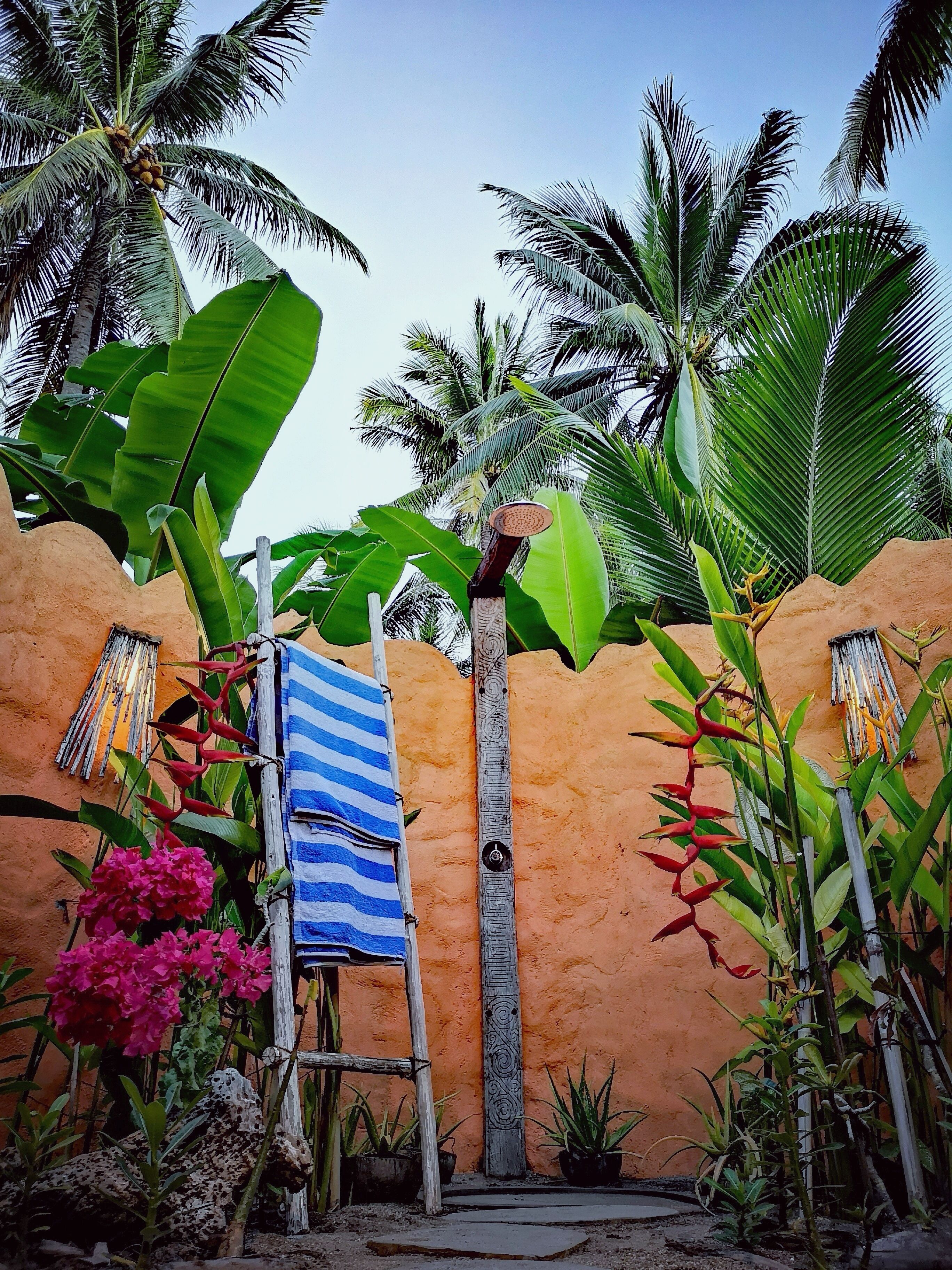 Shower kamar mandi