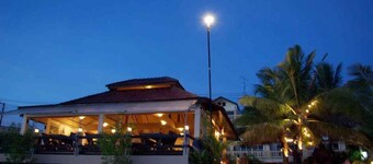 Sea Falcon Hotel