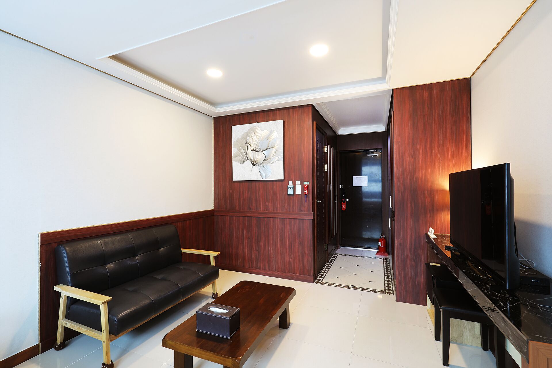 deluxe double room (with kitchen) | desk, blackout curtains, iron/ironing board, free wifi