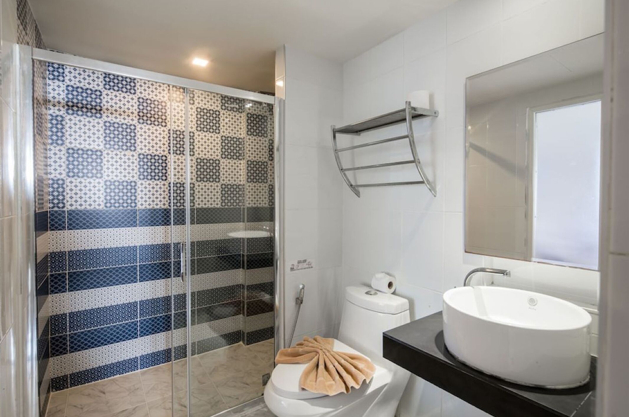 Photo - Patong Buri Resort