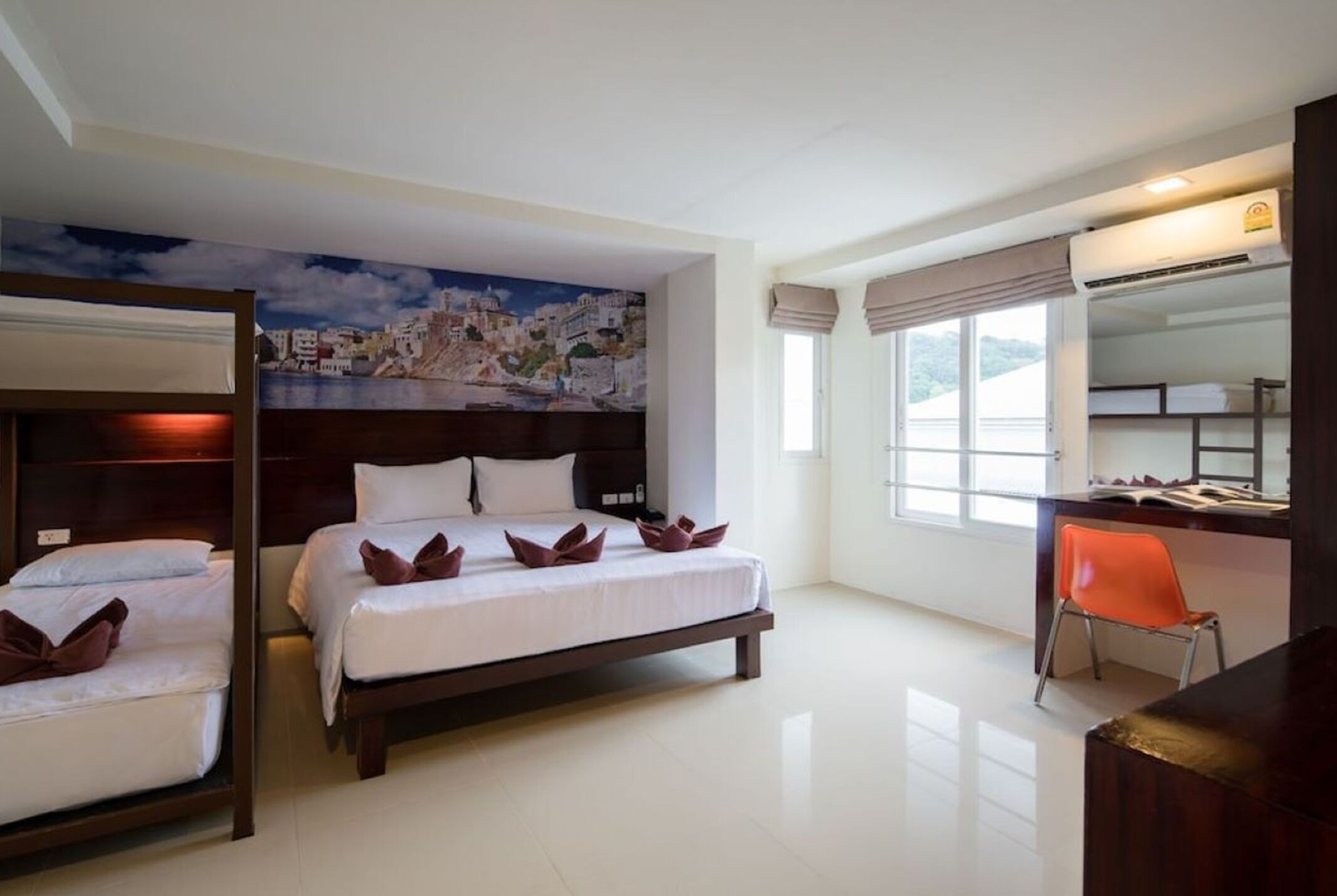 Photo - Patong Buri Resort