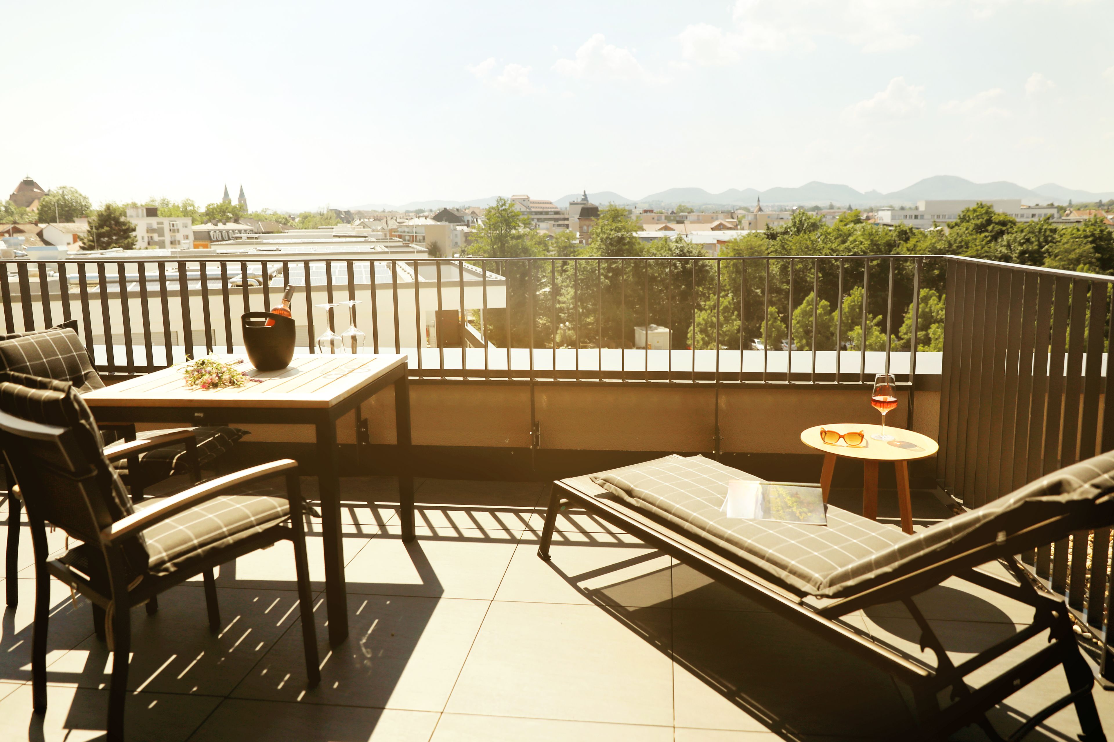 junior studio suite, terrace | terrace/patio