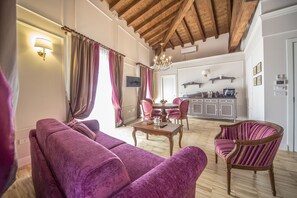 Appartamento, 1 camera da letto, balcone | Cucina privata | Frigorifero, microonde, piano cottura, macchina per caffè espresso