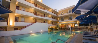 Erato Studios & Apartments