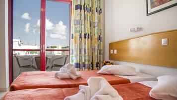 Apartment (Double) | Desk, blackout drapes, soundproofing, iron/ironing board