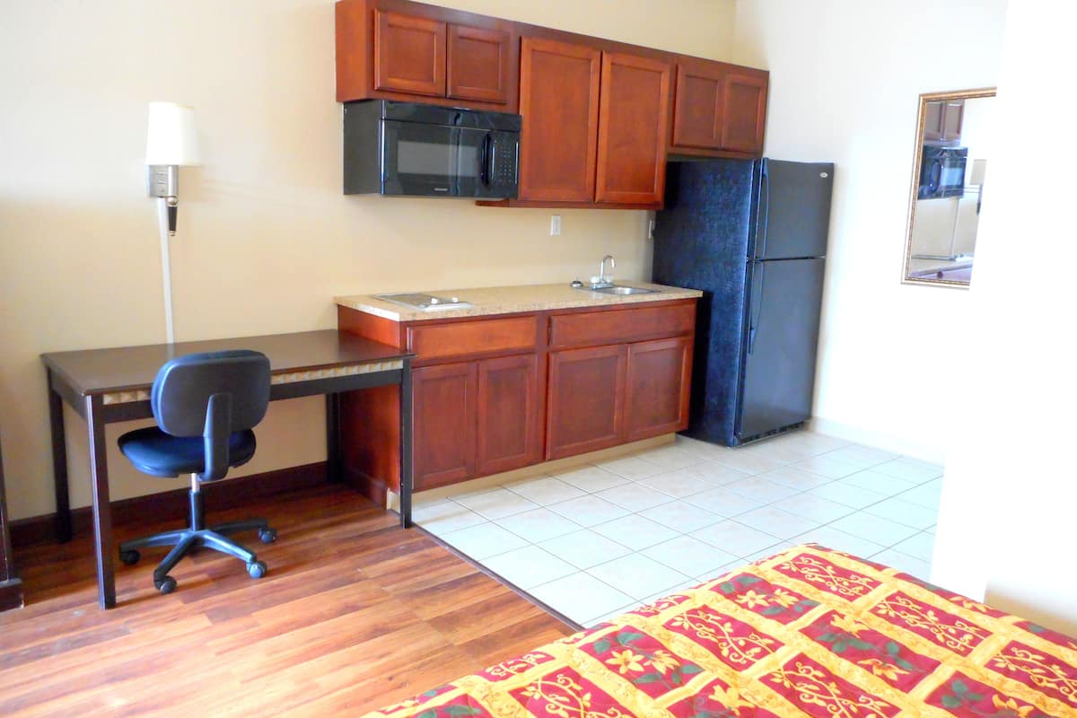 Desk, iron/ironing board, free WiFi, bed sheets