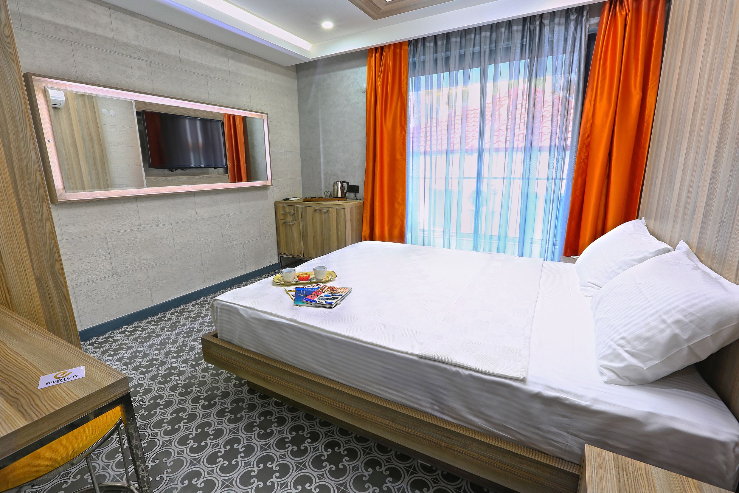 standard double room | premium bedding, minibar, in-room safe, soundproofing