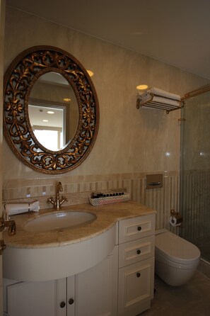 Bathroom - Le Marde Hotel (Istanbul)