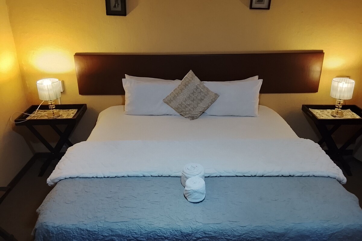 In-room safe, desk, laptop workspace, iron/ironing board (on request)