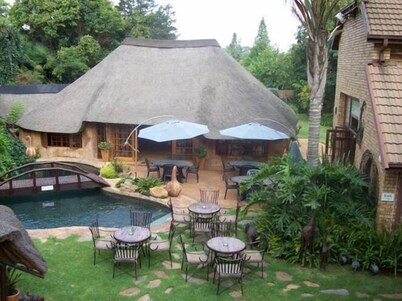 Mannah Guest Lodge