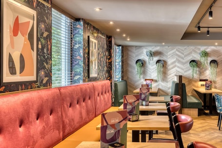 Restaurant. Premier Inn Chelmsford City Centre
