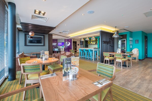 Restaurant - Premier Inn Malvern (Malvern)