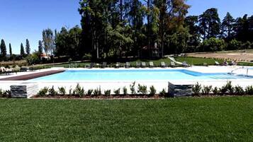 Piscina externa