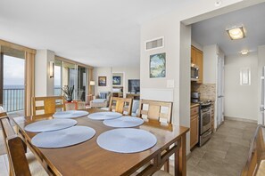 Condo, 2 habitaciones | Restaurantes