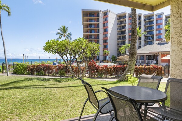 Condo, 2 habitaciones | Restaurante al aire libre