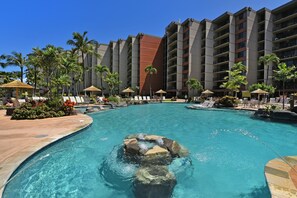 Condo, 2 habitaciones | Alberca | Alberca al aire libre 