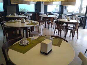 Breakfast buffet - Hotel Rex Piriapolis (Piriapolis)