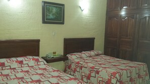 Basic Double Room | Desk, free WiFi