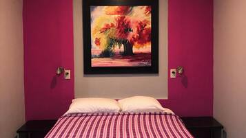 Double Room, Shared Bathroom | 1 bedroom, Egyptian cotton sheets, premium bedding, down comforters