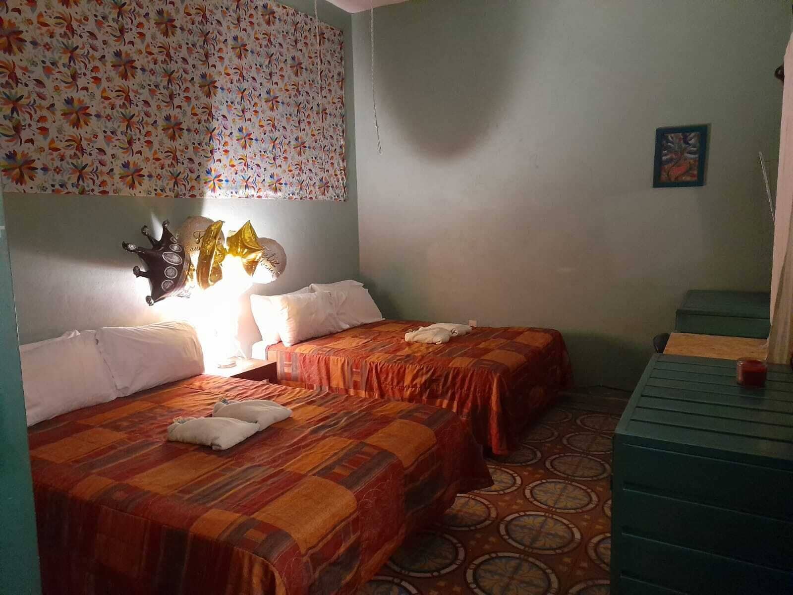 Habitación Familiar para 6 personas | Iron/ironing board, free WiFi, bed sheets