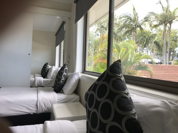 Family Apartment, 3 Bedrooms, Balcony | Iron/ironing board, free WiFi, bed sheets, wheelchair access - Coffs Shearwater Motel (Coffs Harbour)