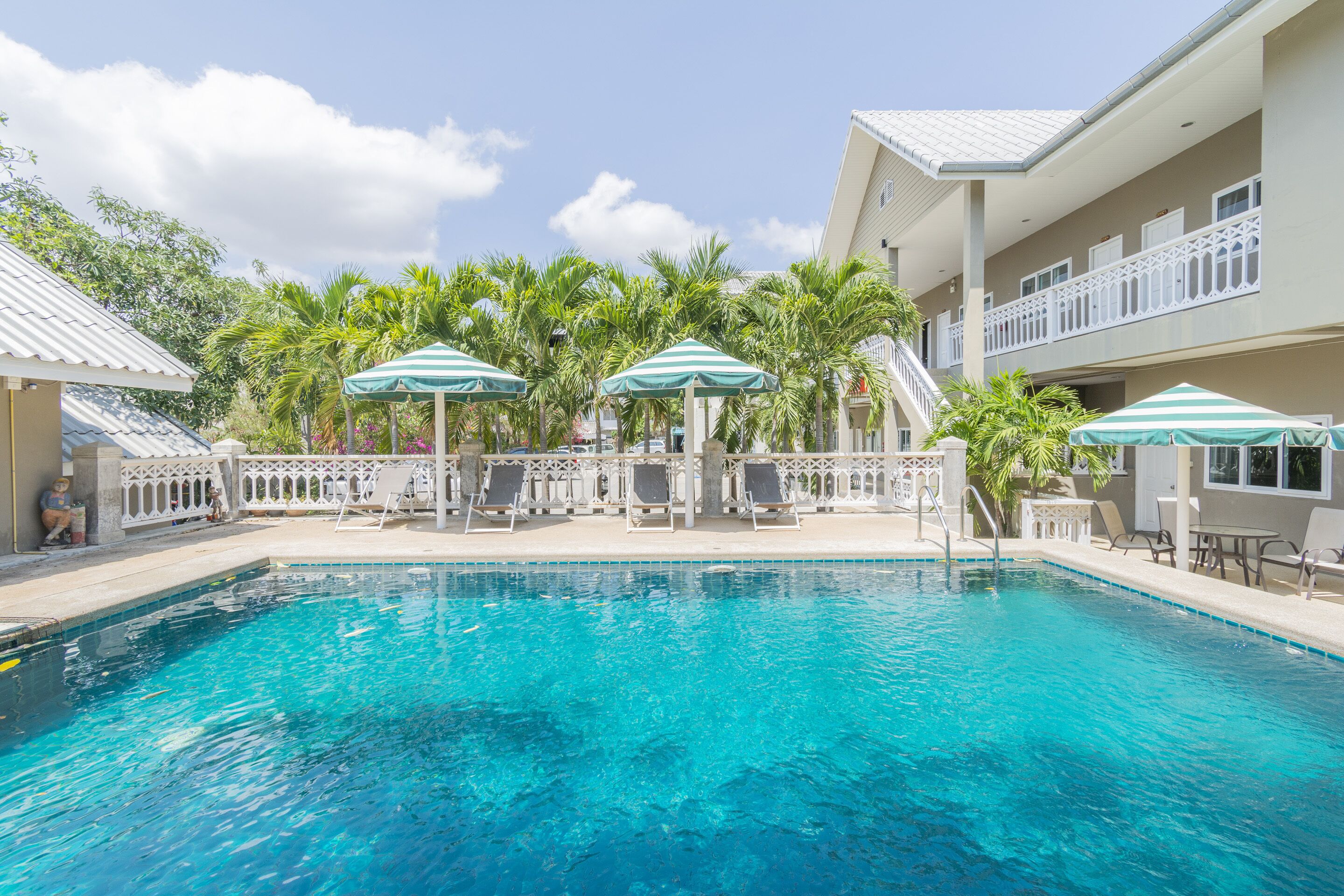 Outdoor pool, sun loungers