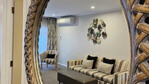 Premium Two Bedroom | Desk, laptop workspace, blackout curtains, iron/ironing board - Asure Destiny on Fitzherbert Motel (Palmerston North)