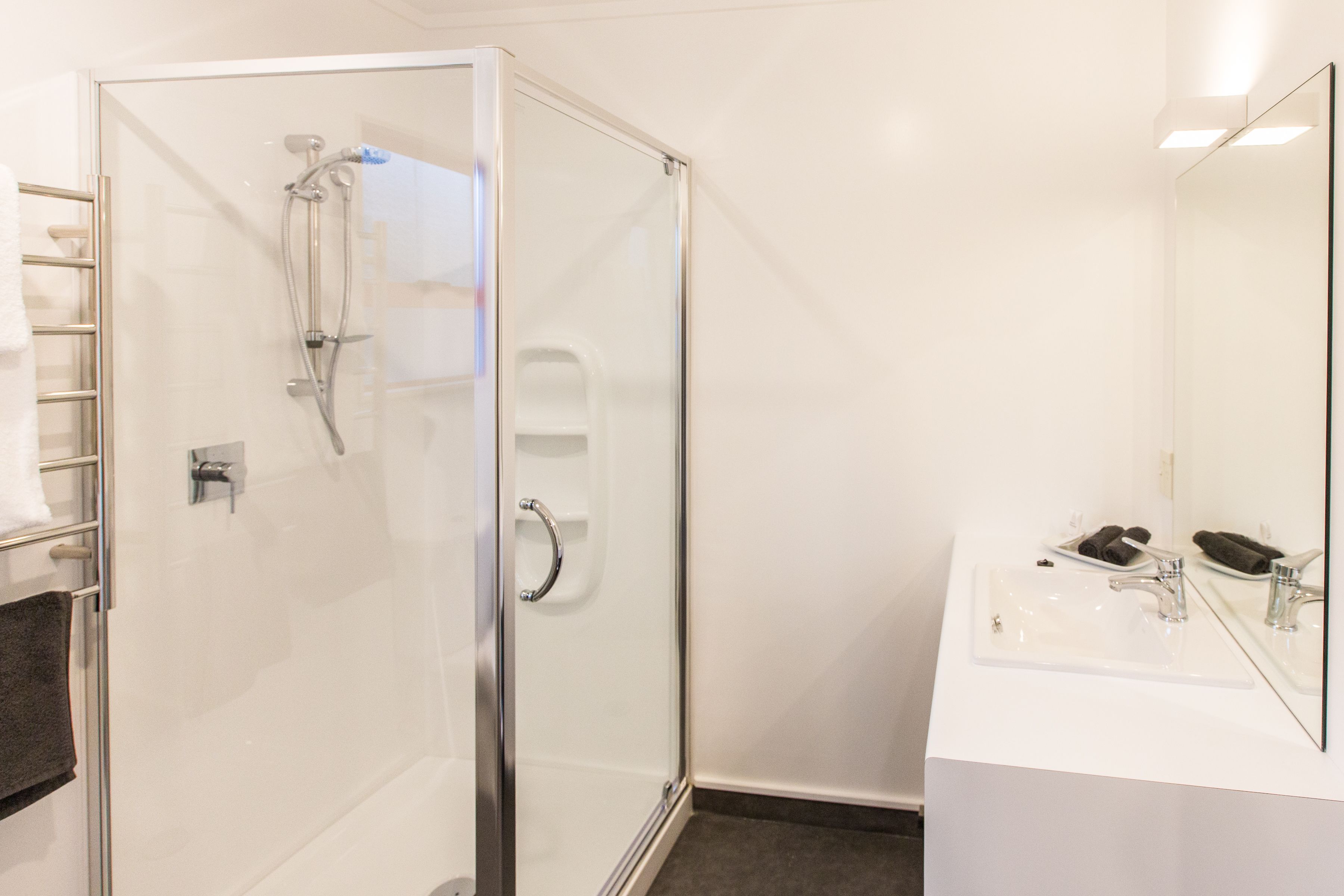 Bathroom shower