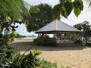 Garden - The Emerald Playa (Puerto Princesa)