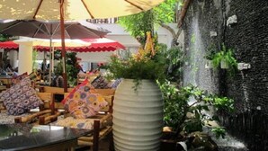 Unclassified image, 3 of 28, button - Pylos Hotel (Ho Chi Minh City)