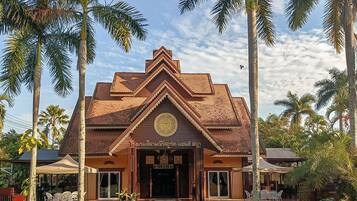 Fachada de la propiedad