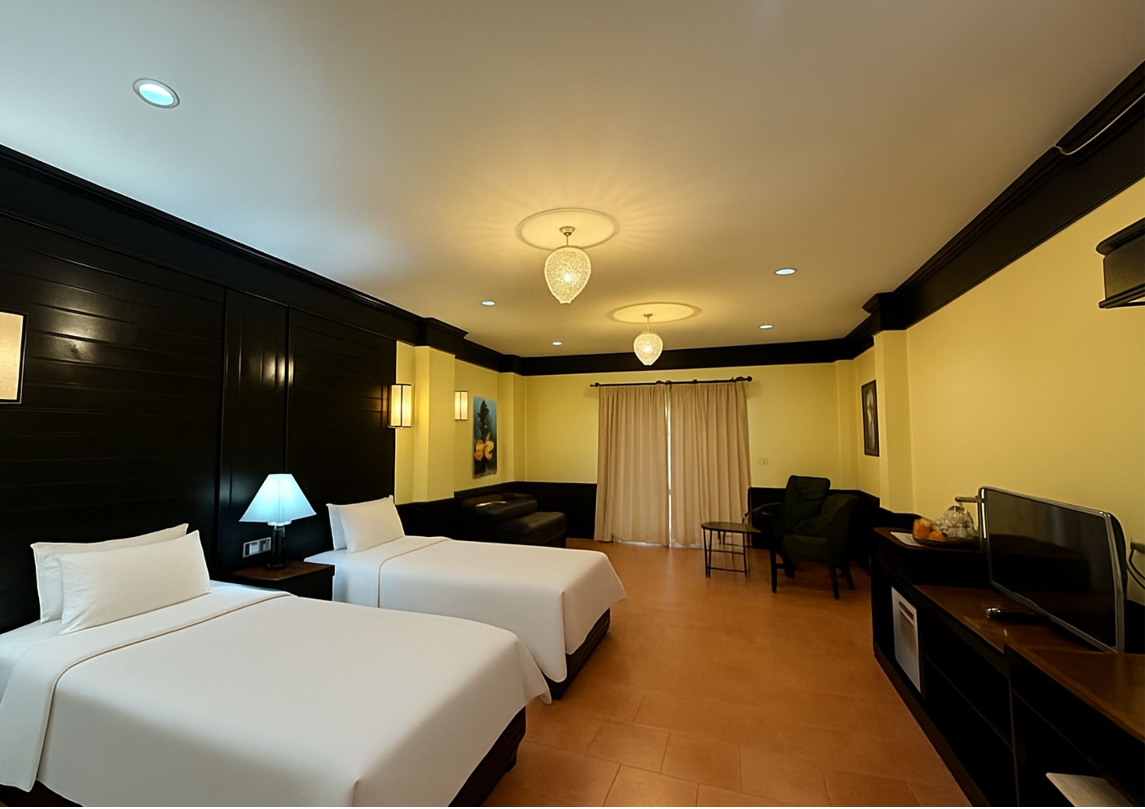 Deluxe Villa | Minibar, in-room safe, desk, blackout curtains