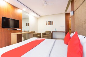 Chambre Standard Double ou avec lits jumeaux, 1 lit double, salle de bains privée | Cuisine partagée