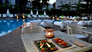 Outdoor dining - Palm Beach Annex (Kos)
