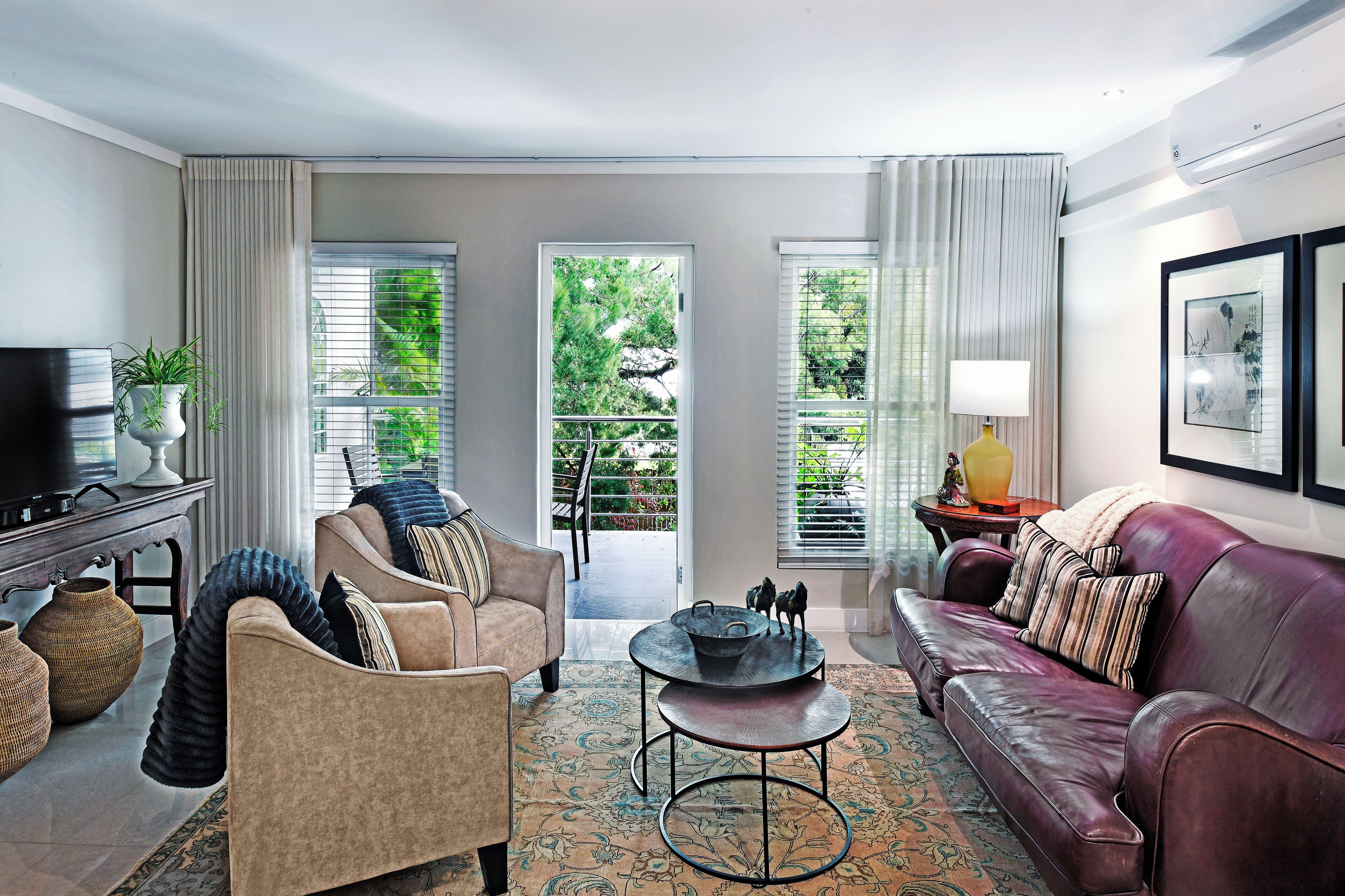 Apartemen Superior, 2 kamar tidur, Bebas Asap Rokok | Area keluarga | Televisi layar datar 43-inci dengan saluran TV satelit dan Netflix