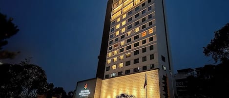 Mặt tiền nơi lưu trú