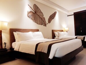Standard Twin Room, Non Smoking | In-room safe, desk, laptop workspace, iron/ironing board - Hotel Kamana Sanctuary Resort and Spa (Morong)