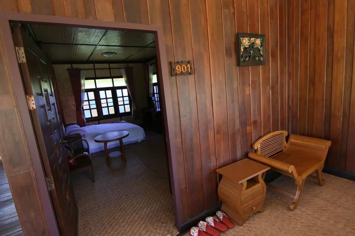 Deluxe Cottage | Escrivaninha, cortinas blackout, camas extras/dobráveis (sobretaxa)