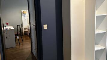 Chambre Familiale (4 people. No elevator) | Literie de qualité supérieure, rideaux occultants