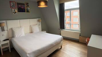 Room, 1 Double Bed | Premium bedding, blackout drapes, iron/ironing board (on request)