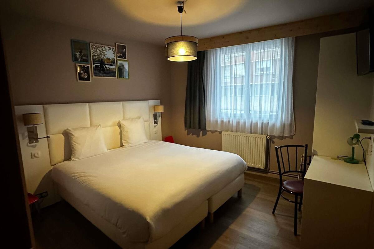Ropa de cama de alta calidad y cortinas blackout 